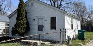 1504 S Ottawa Street Gallery 1