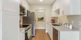 eaves Lake Forest Gallery 2