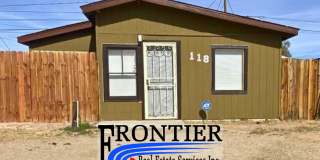 Cozy 2 bed 1 bath Gallery 1