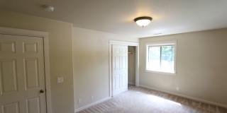 Spacious 3BR home Near NAU | New Carpet + Parking for 3 Vehicles Spacious 3BR home Near NAU | New Carpet + Parking for 3 Vehicles Gallery 7