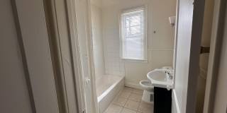 2293 W Philadelphia Street Gallery 15