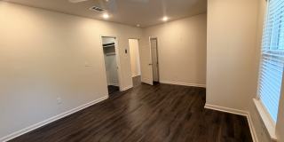 112 Dearborne St Gallery 11