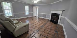 102 White Oak Drive Gallery 14