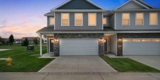 Charming 3BR House in Urbandale Gallery 1