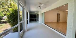 910 SW 3rd Avenue Gallery 28