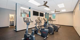 Emerald Apartments Gallery 22