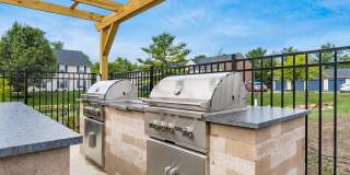 Bear Pointe Gallery 8