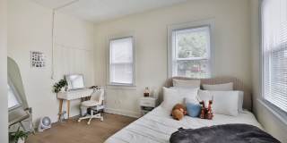 Massive Newly Renovated 11-Bedroom House on E. 14th  – Prime Campus Location! Gallery 39