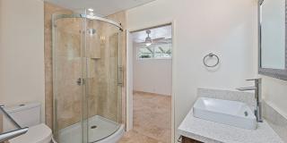 5 BR Executive Home with Pool in prestigious Kahala! Pet Friendly! Gallery 26