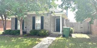 ** 3 Bed 2 Bath located in Ryan Ridge ** Call 334-366-9198 to schedule a self tour Gallery 1