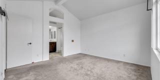 3122 E Genoa Gallery 18