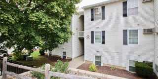 25 Lexington Hill Gallery 1