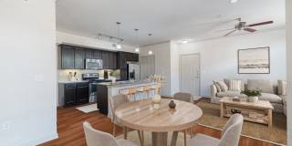 Dolce Living Rosenberg Gallery 1