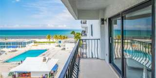 5415 Collins Ave Gallery 6