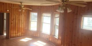 Spacious 3-Bedroom, 1-Bath Townhouse in Millville Gallery 4