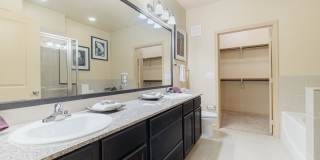 Dolce Living Rosenberg Gallery 23