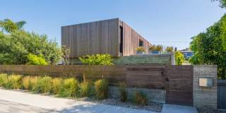 Zen House | Award-Winning Architectural Lease in Manhattan Beach Gallery 1