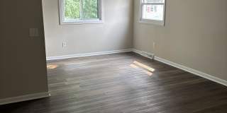 226 W Maple Ave Gallery 10