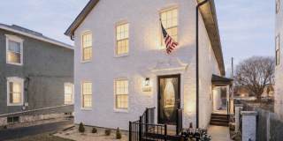 327 N Loomis Street unit: 327A Gallery 1