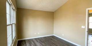 Move-In Ready 3BR Home in Columbus with 2 Car Garage & Stylish Upgrades Gallery 15