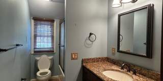 Luxurious 4 Bed 2.5 Bath in Hershey Gallery 37