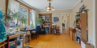 3614 N Hoyne Gallery 6