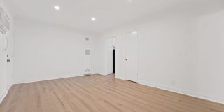 1844 & 1850 North Harvard Apartments Gallery 7