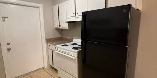 Quiet duplex biking distance from UF! Gallery 8