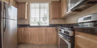 3 BEDROOM, 3 BATHROOM, 2 CAR GARAGE, COMMUNITY POOL & SPA Gallery 5