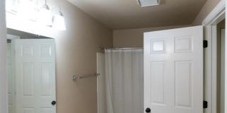 Wonderful apartment available with 2 primary bedrooms Gallery 23