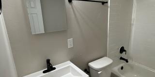 **4/2 BR Single Family home : Available Now Gallery 27