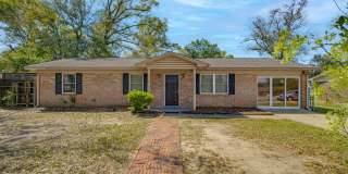 5471 Buena Vista Ave Milton: MOVE-IN SPECIAL: HALF OFF YOUR FIRST FULL MONTH’S RENT! Gallery 1