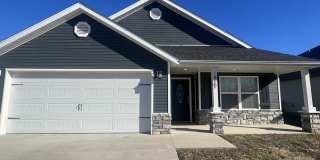 BEAUTIFUL 3 BEDROOM / 2 BATHROOM HOME LOCATED IN JOPLIN MO! Gallery 1