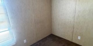 815 W 40th St Gallery 2