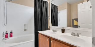 Charming 3 Bed 2.5 Bath Home in Woodlake Meadows Community Gallery 13