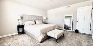 Beautiful and Spacious 4 Bedroom Home / New Construction! Gallery 21