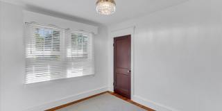 222 BERLIN Road N Gallery 24