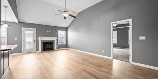 Pet Friendly Three Bedroom! Gallery 10