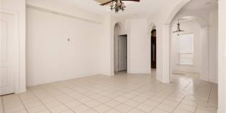 402 Hackberry Avenue Gallery 2