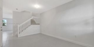 2556 SE 27th Ct Gallery 3