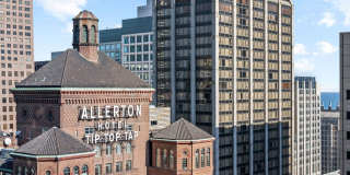 118 E ERIE Street Gallery 22