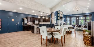 Polaris Crossing Gallery 9