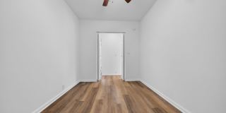 400-420 N. Oakland Ave. Gallery 50