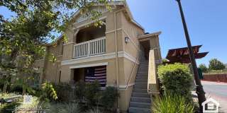 Must-See Charming Second-Level 1 Bedroom Apartment Gallery 1