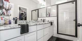New Rental 3/2 in The Heart of Benton Gallery 8