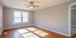 209 S Moss Avenue Gallery 2