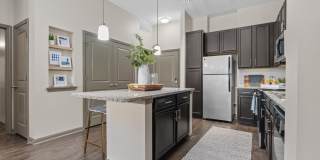 Riverhouse Gallery 6