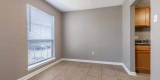 Westchase Apartments Gallery 13