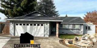 734 Hemlock Court Gallery 1