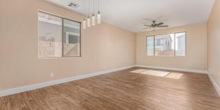 10625 E Knowles Avenue Gallery 3